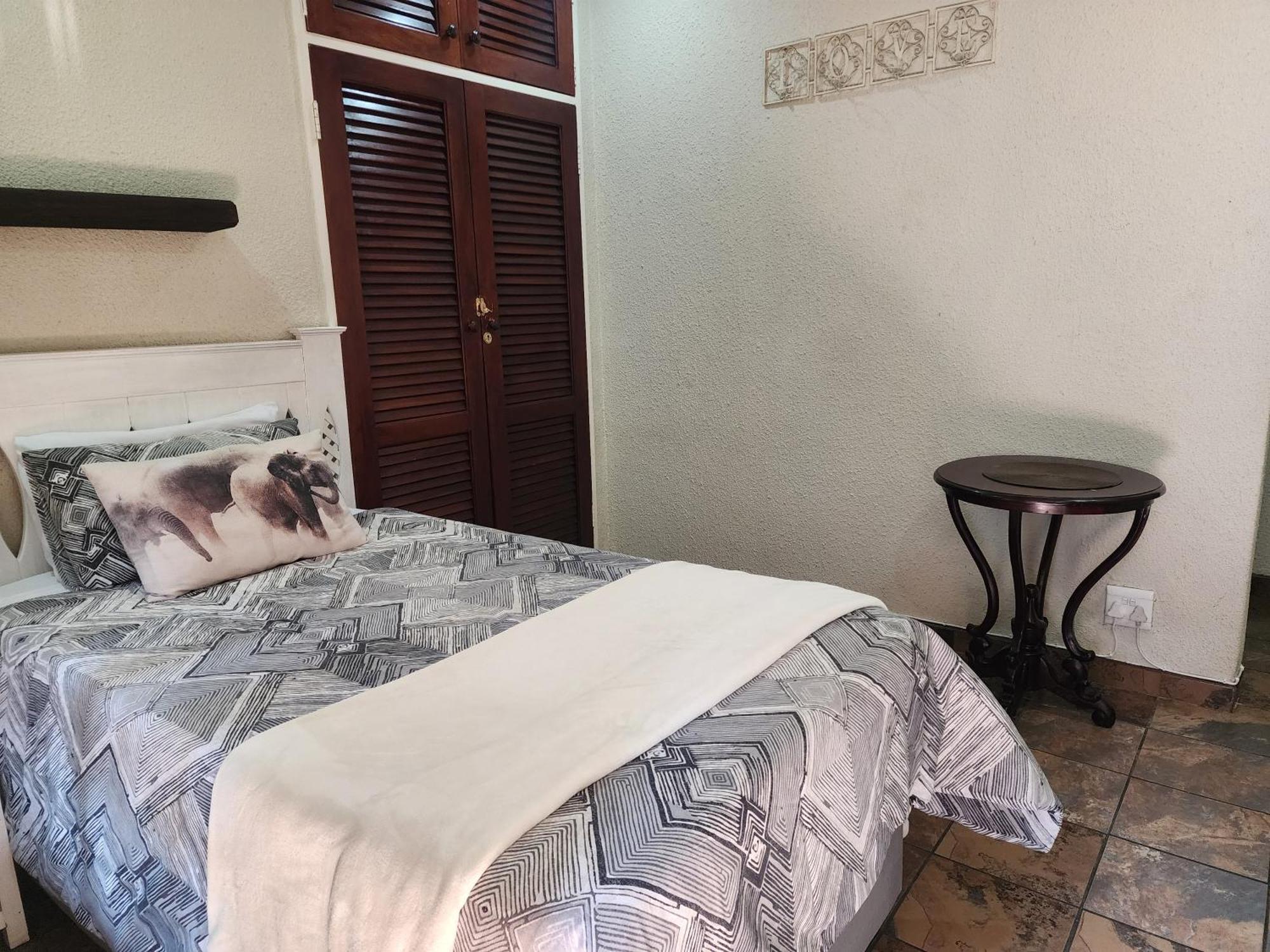Goodnight Guest Lodge Johannesbourg Extérieur photo